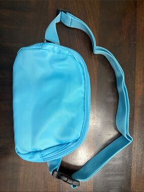 Women’s Crossbody Bag